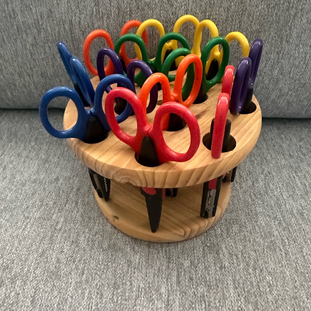 Decorative Edge Scrap Booking and Craft Scissors Set with Caddy